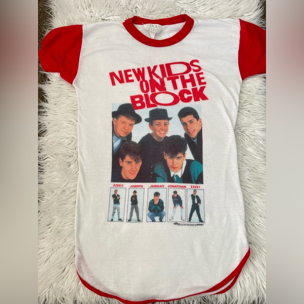 Vintage New Kids On The Block Rock Nites Nightgown/Night Shirt.